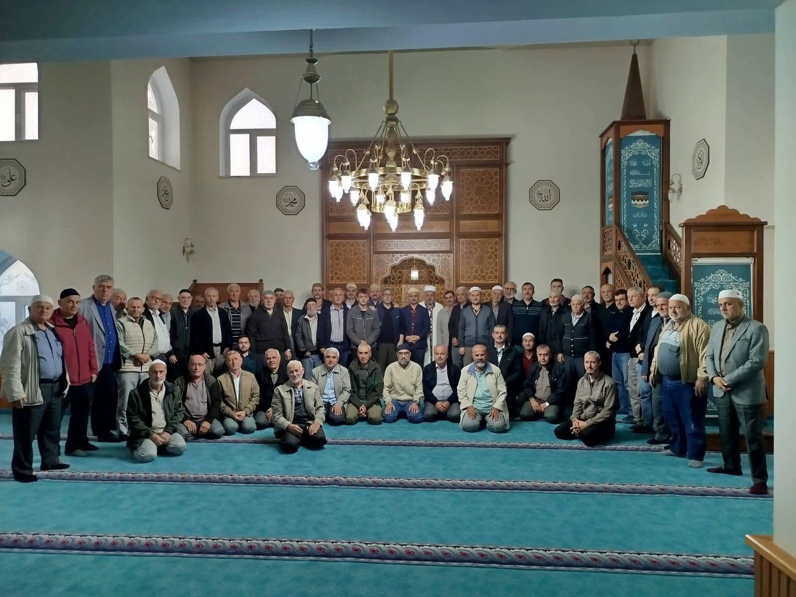 📍 Gönen’de Sabah Namazı Buluşması Akçapınar’da Gerçekleşti